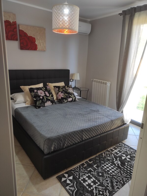 1 sovrum, strykjärn/strykbräda, wi-fi och sängkläder