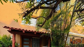 Exterior detail - Pok Ta Pok Beach Studio (Cancun)