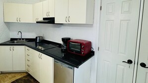 Fridge, microwave, oven, dishwasher - Pok Ta Pok Beach Studio (Cancun)