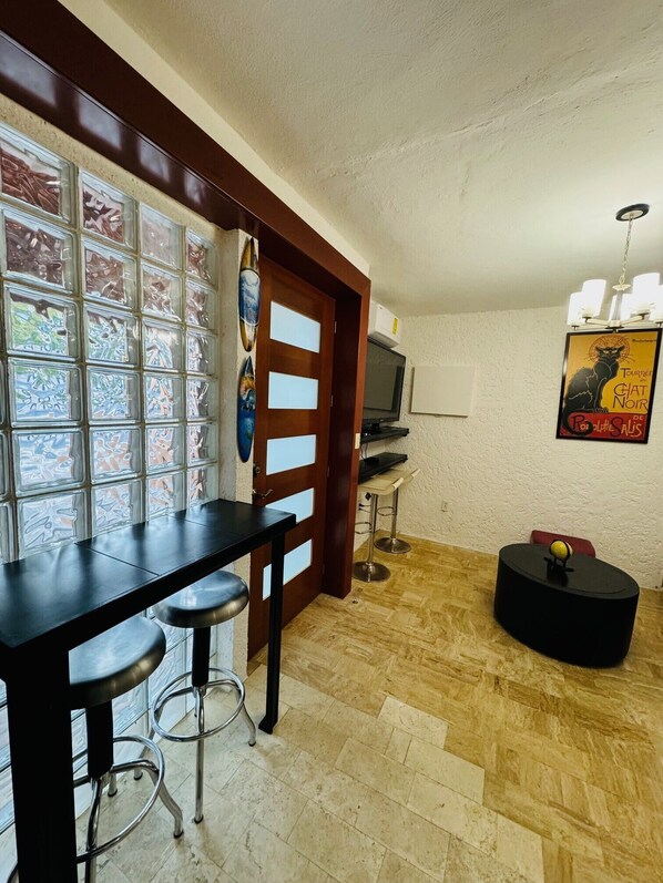 Interior - Pok Ta Pok Beach Studio (Cancun)