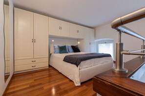 Bügeleisen/Bügelbrett, kostenloses WLAN, Bettwäsche