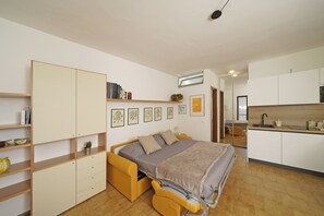 1 Schlafzimmer, Bügeleisen/Bügelbrett, kostenloses WLAN, Bettwäsche