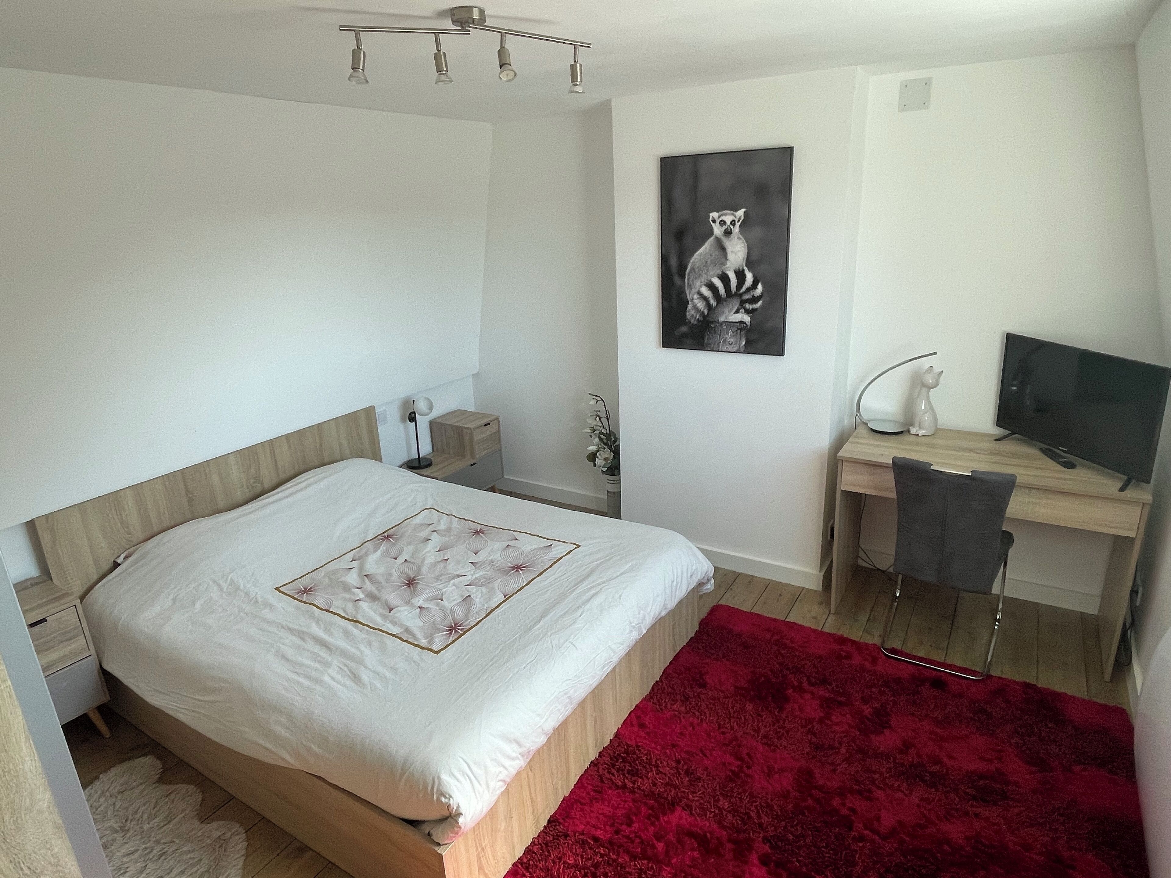 3 chambres, fer et planche à repasser, lit parapluie, Wi-Fi gratuit