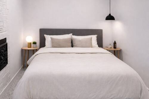 Family Apartment | Desk, blackout curtains, free WiFi, bed sheets