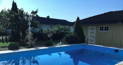 Apartment with access to pool and sauna