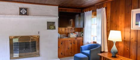 Family Suite (2 BR) | Ruang tamu | TV skrin rata
