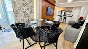 Huoneisto | Ruokailu