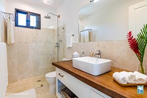 Villa, 4 Bedrooms, Private Pool, Garden View | Bathroom - Gorgeous Four Bedroom Villa (La Romana)