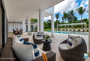 Villa, 4 habitaciones, piscina privada, vistas al jardín | Jardines del alojamiento