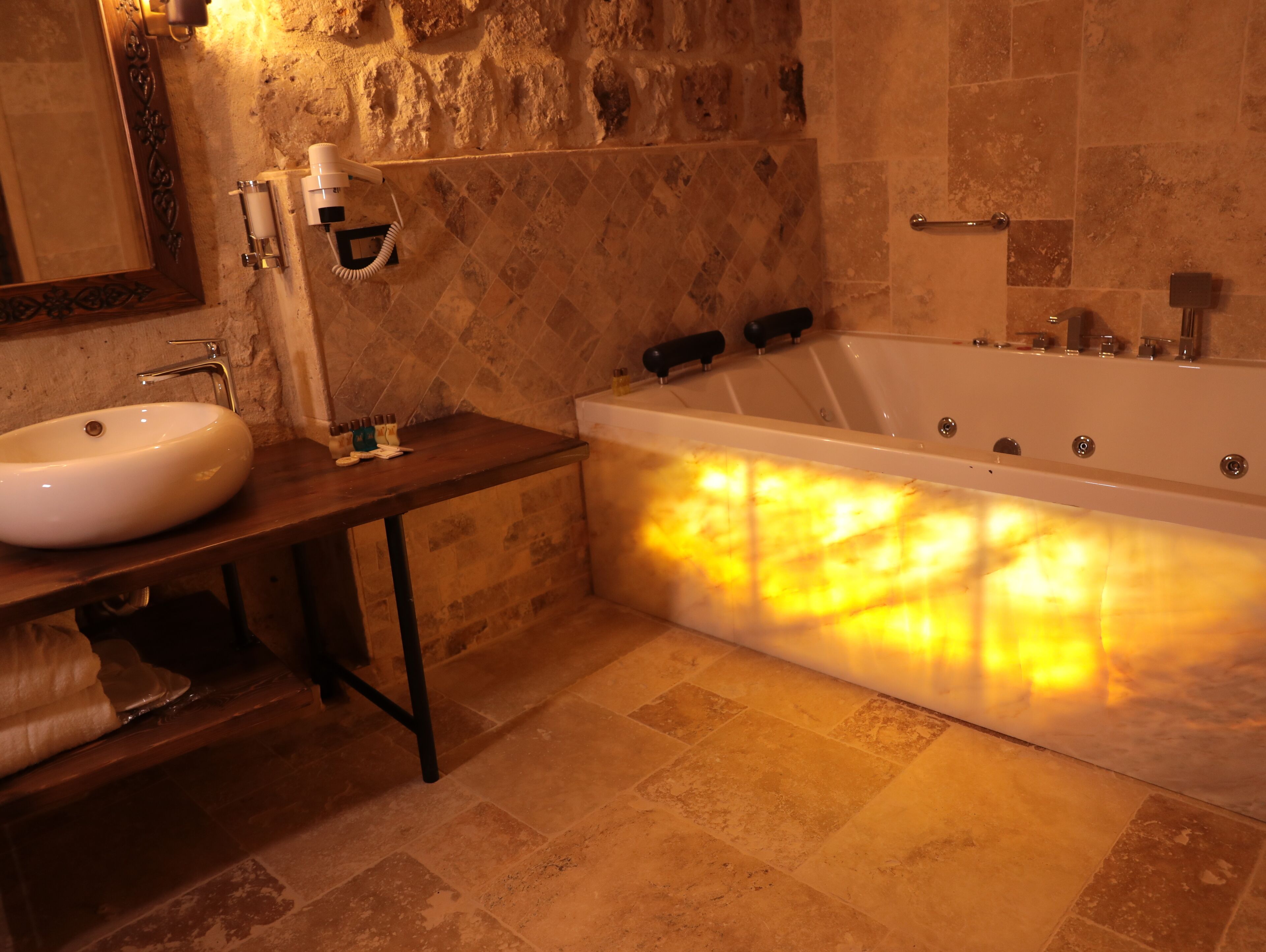 Photo - Hira Cave Hotel