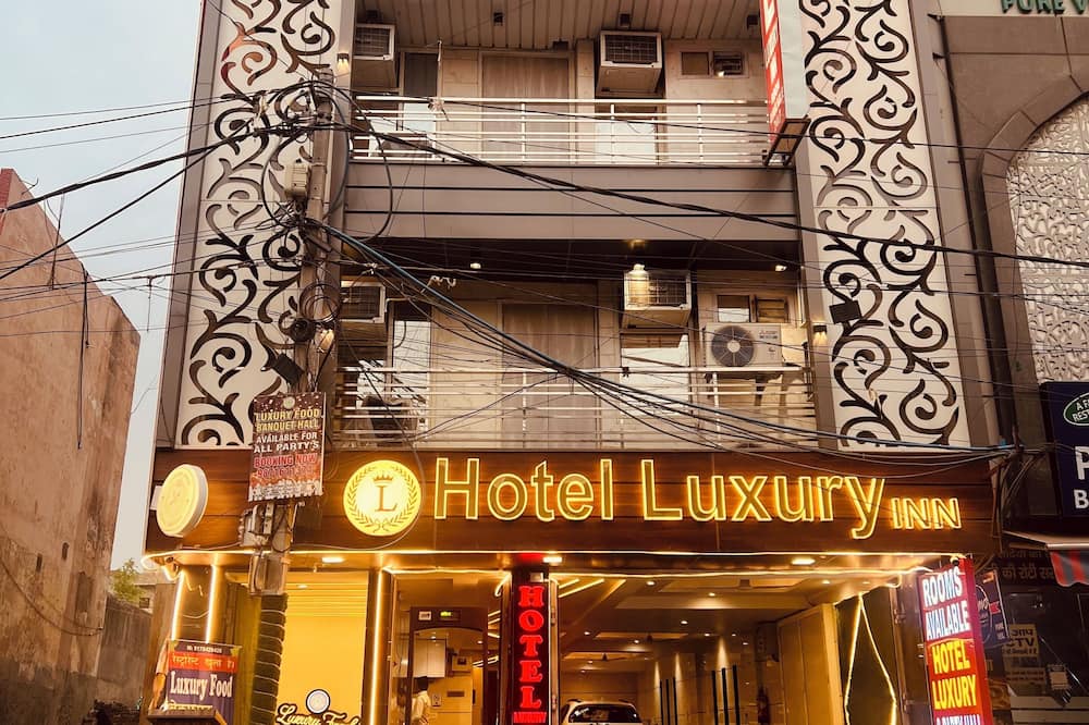 Hotel Luxury inn