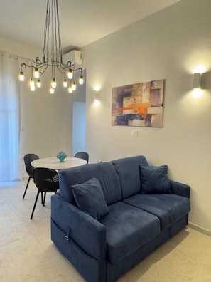 Deluxe Apartment, City View | Private kitchen - Duomo Rooms - Manfredi Homes&Villas (Manfredonia)