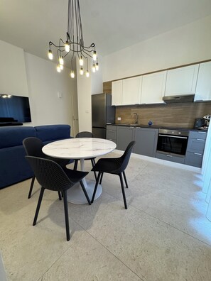 Private kitchen - Duomo Rooms - Manfredi Homes&Villas (Manfredonia)