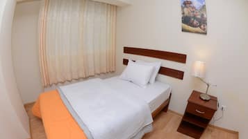 3 bedrooms, free WiFi, bed sheets