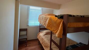 3 chambres, Wi-Fi gratuit, draps fournis