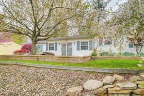 Exterior - Spacious Studio - 5 Mi to MGM Northfield Park! (Maple Heights)