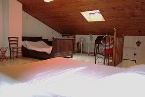 2 chambres, draps fournis