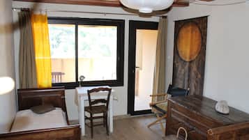 1 chambre, Wi-Fi gratuit, draps fournis