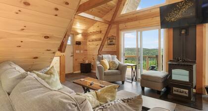 Gorgeous Tree House - ON TRAIL