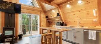 Gorgeous Tree House - ON TRAIL