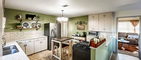 Fridge, microwave, oven, stovetop
