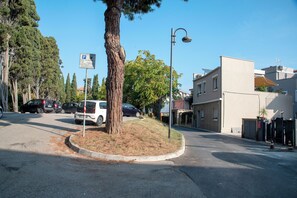 Aparcamiento sin asistencia gratuito