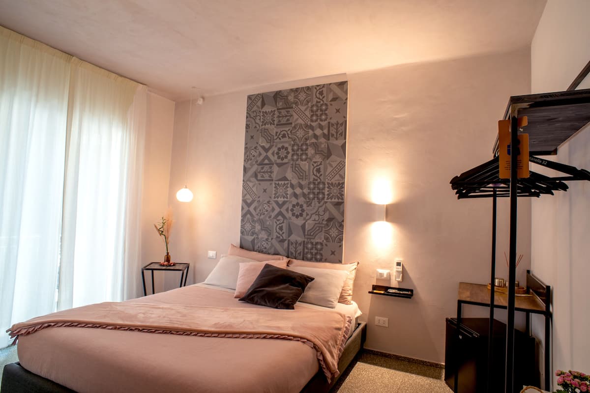 Comfort kamer, privébadkamer | Luxe beddengoed, donzen dekbedden, bedden met traagschuimmatras