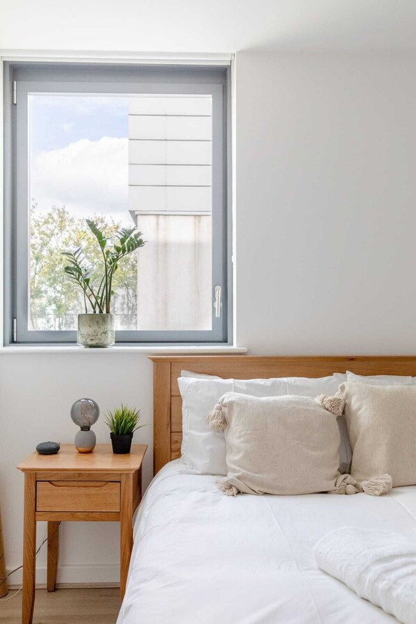 基本公寓 | 1 間睡房、手提電腦工作空間、熨斗/熨衫板、床單