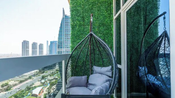 Basic Apartment | Property grounds - Stylish 1BD Retreat w/ Patiojumeirah Lake Towers (Dubai)