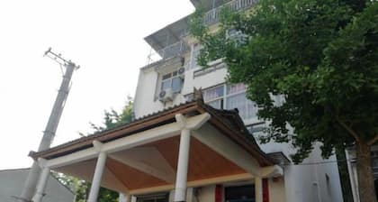 Qingliangzhai Liu Yinong Family Lodging