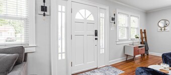 Indy Speedway Retreat: King Beds & Near Downtown