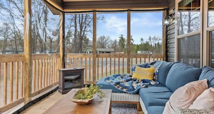 Dog Friendly Sand Valley Lake Camelot