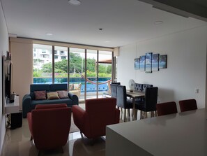 Smart TV, stereo - Lujoso Apto en Pozoscolorados Samaria Club de Playa Santa Marta (Gaira)