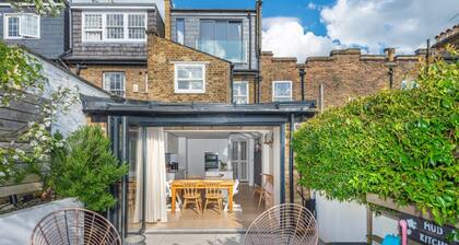 3-bedroom Home in Richmond - Ideal Family Living