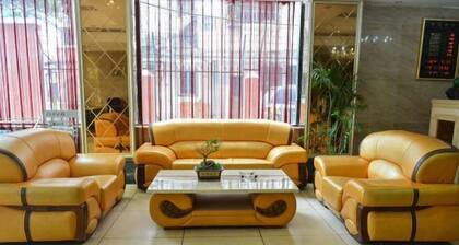 Sunshine Fashion Hotel (Nanchang University Yi Affiliated Hospital)