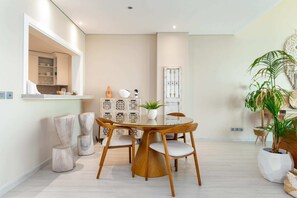Departamento básico | Restaurantes