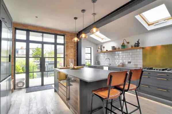 Basic House | Private kitchen