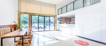 Youth City Mini Hotel (Wuhan Institute of Engineering Science and Technology)