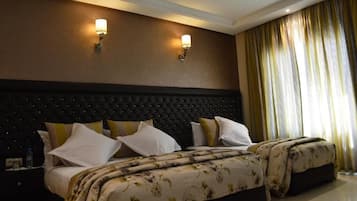 Family Room | 1 bedroom, laptop workspace, free WiFi