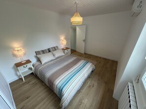 3 Schlafzimmer, Bügeleisen/Bügelbrett, WLAN, Bettwäsche
