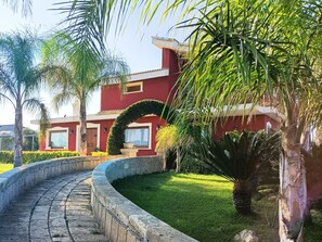 Property grounds - Sicily, Etna, Syracuse (Augusta)