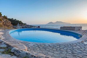 Pool - Villa Albi with communal pool, Sorrento (Massa Lubrense)