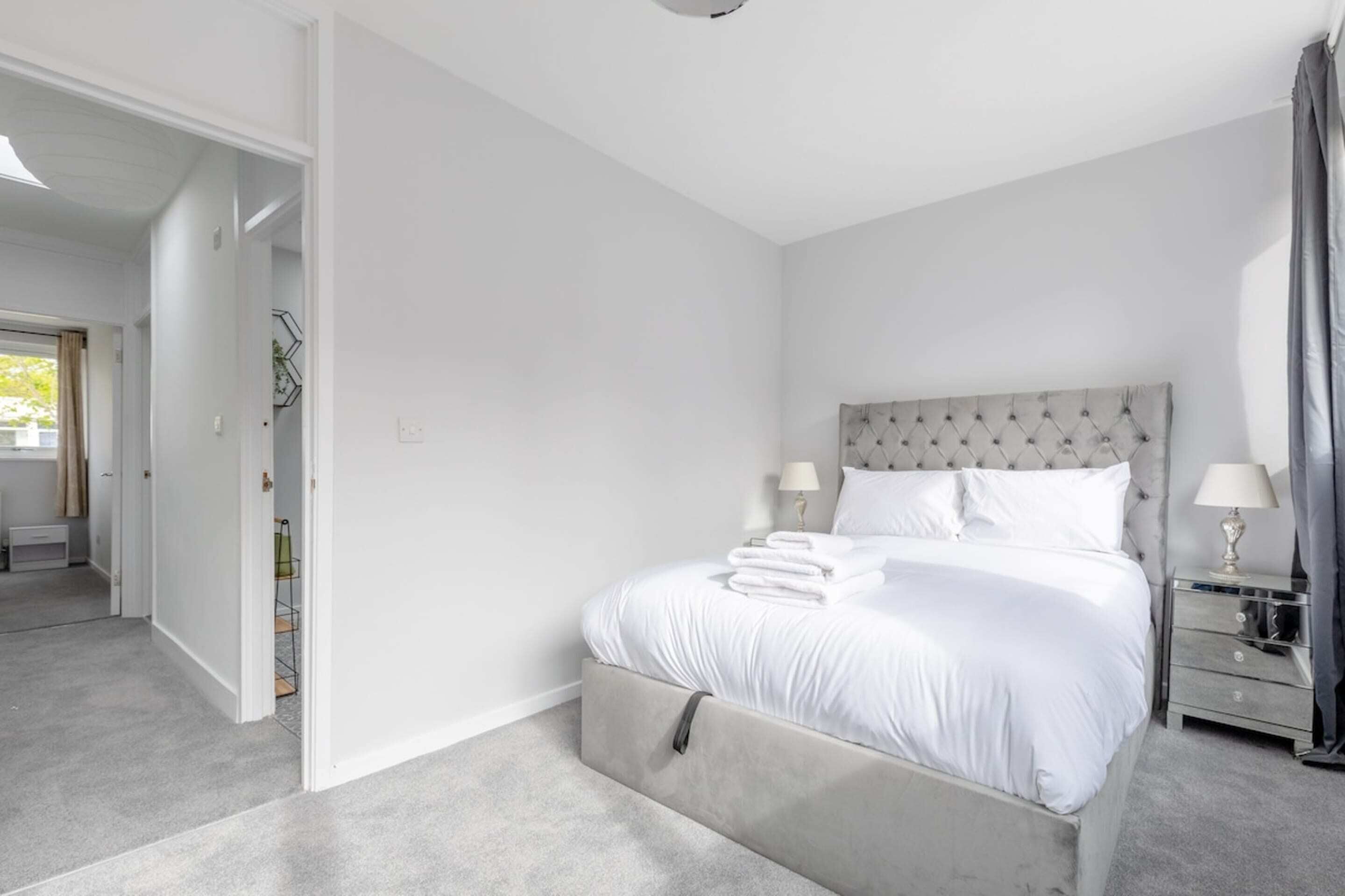 Basic House | 3 bedrooms, iron/ironing board, bed sheets