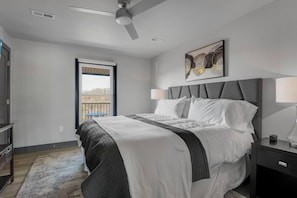2 bedrooms, desk, iron/ironing board, free WiFi