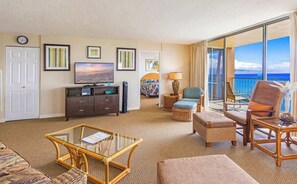 Smart TV, ping pong - Large Corner Oceanfront condo AC wrap around lanai (Napili-Honokowai)