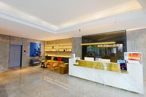 Unclassified image, 2 of 32, button - Ali Ecology Hotel (Shenzhen)