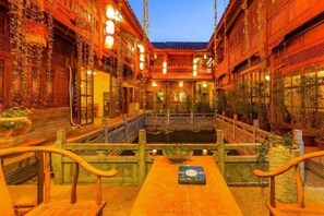 Garden - Mu Shi Yuan Inn (Lijiang)