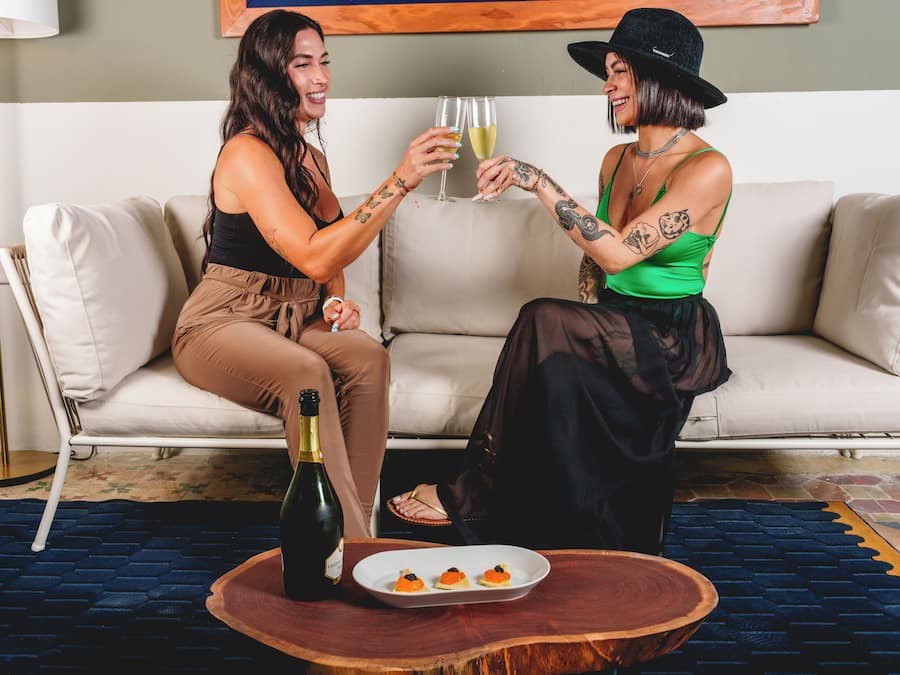 Quadrupla Junior, vista città | Area soggiorno | Smart TV