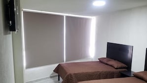 Basic Quadruple Room - Hotel Estadía  (León)