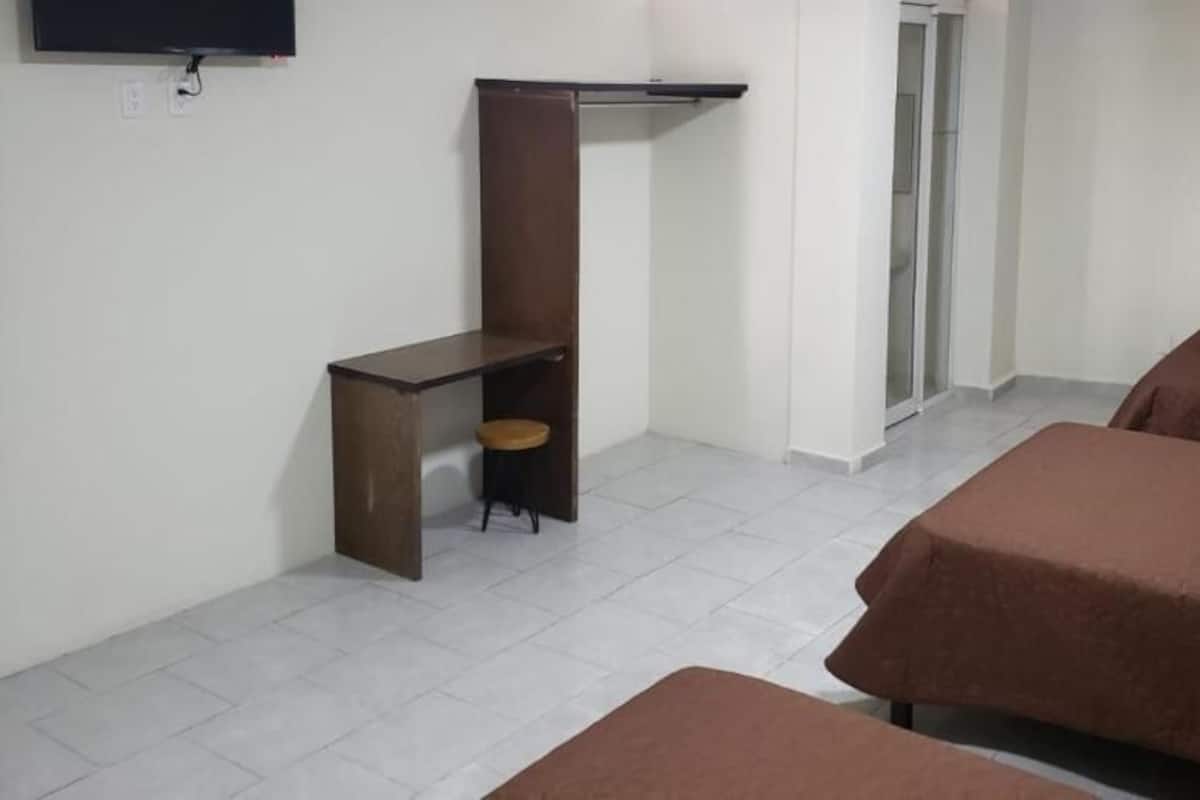 Basic Triple Room